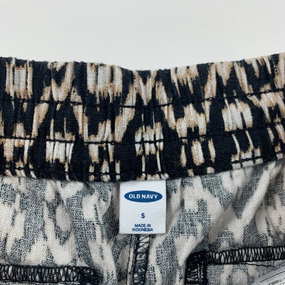Old Navy Black Ikat Printed Linen Blend Pull On Shorts S - Picture 3 of 5